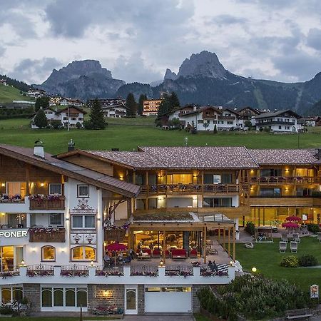Hotel Welponer Selva di Val Gardena Exterior photo